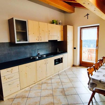Ferienwohnung La Majon Colle Santa Lucia Exterior foto
