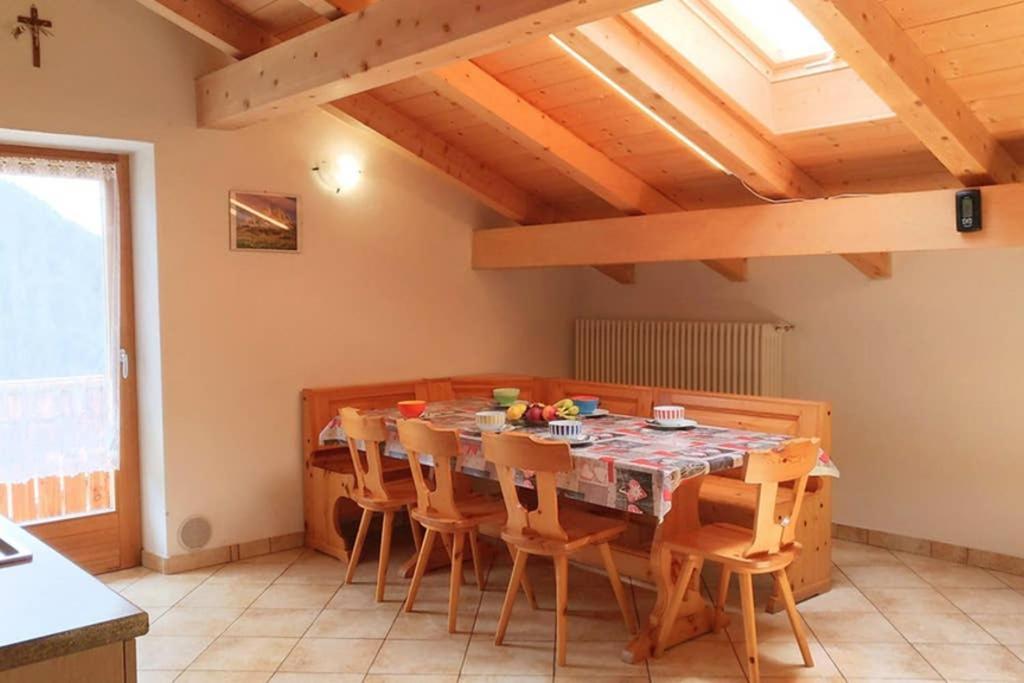 Ferienwohnung La Majon Colle Santa Lucia Exterior foto