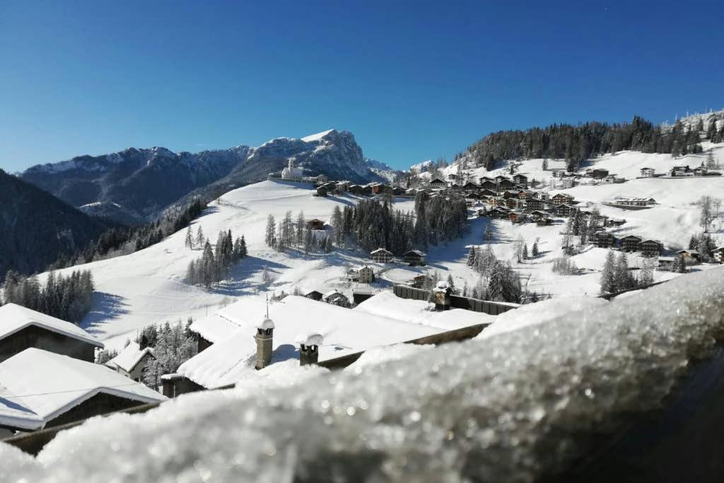 Ferienwohnung La Majon Colle Santa Lucia Exterior foto